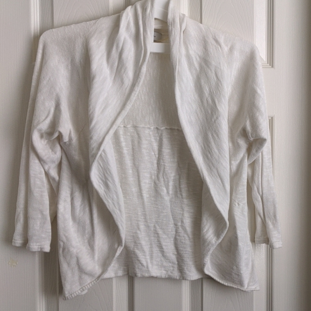 White crop shawl